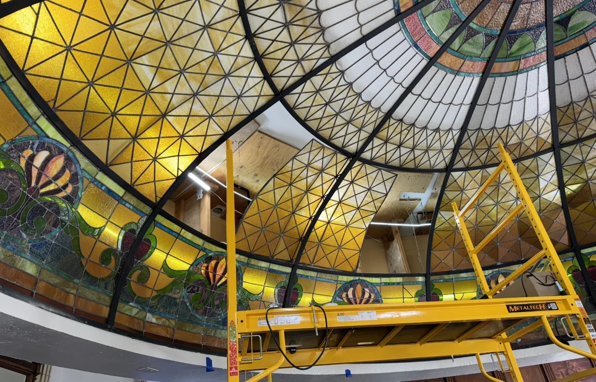 Restoring the Tiffany Dome, photograph 1